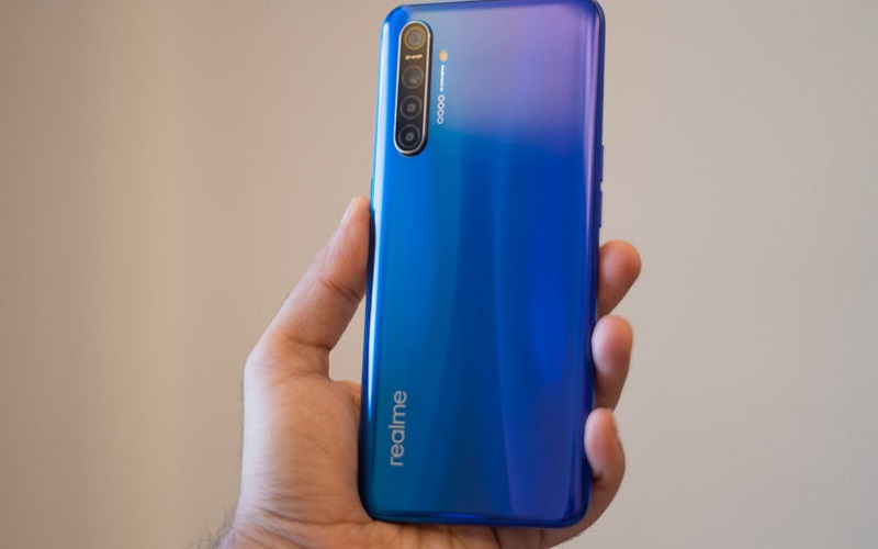 Realme привезла в Россию недорогой смартфон С15 с огромной батареей и быстрой зарядкой