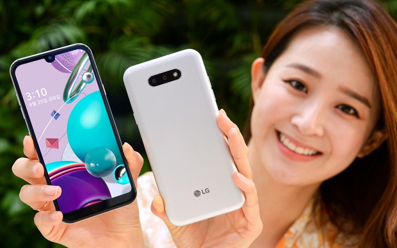 LG представила недорогой защищенный смартфон Q31 с компактным экраном