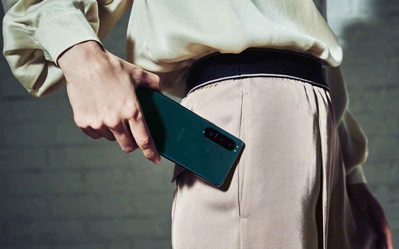 Sony представила флагманский смартфон Xperia 1 III с 4K-дисплеем и оптикой Zeiss