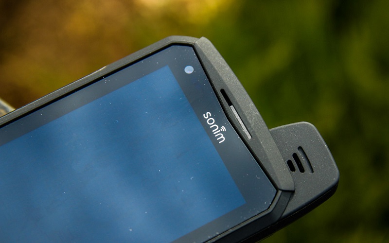 Sonim выпустила защищенный смартфон XP10 с NFC-модулем и емкой АКБ