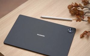 Huawei представила планшет MatePad Pro 13.2 с тонкими рамками и огромной батареей