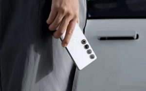 Производитель электромобилей Polestar представил своей первый смартфон Polestar Phone