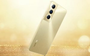 Realme привезла в Россию недорогой смартфон C65 с 50-Мп камерой и Mini Capsule