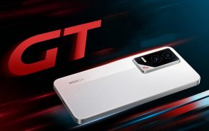 Стало известно, когда выйдет смартфон Honor GT с немерцающим экраном и флагманским процессором